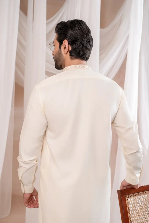 Muraqsh - Formal Bosky White Kurta Shalwar Embroidered – Men | Ready to Wear