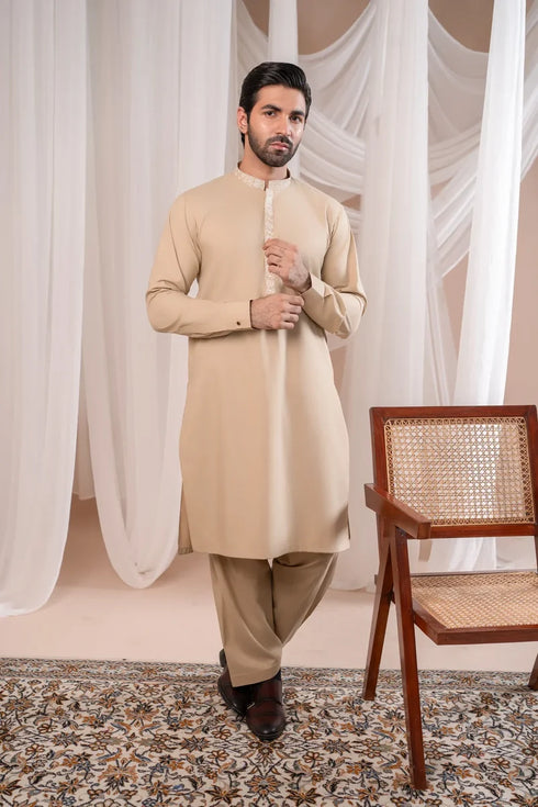 Muraqsh – Formal Ivory Kurta Shalwar – Collar Neck Embroidered – Men | Ready to Wear